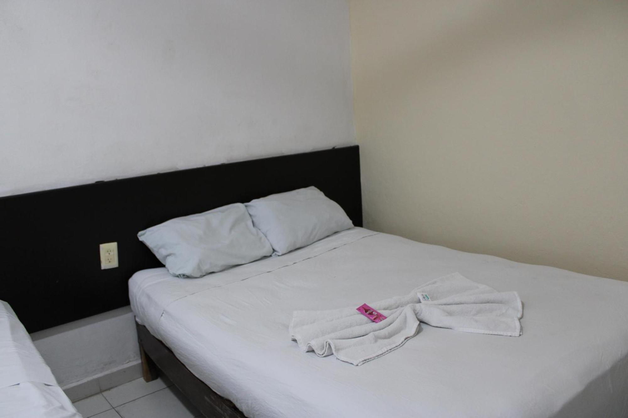 Oyo Hotel Colibri Chetumal Zewnętrze zdjęcie
